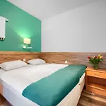 Taaakaryba Hotell