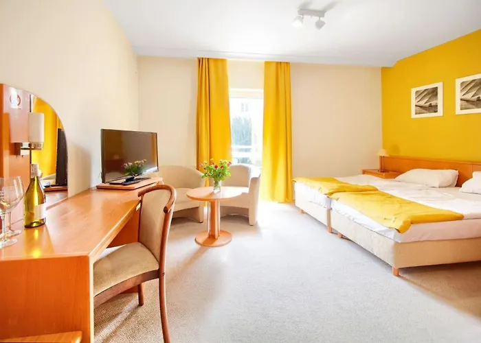 Отель Taaakaryba Колобжег